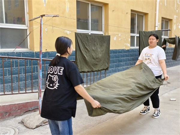 孩子顶嘴不听话怎么教育？